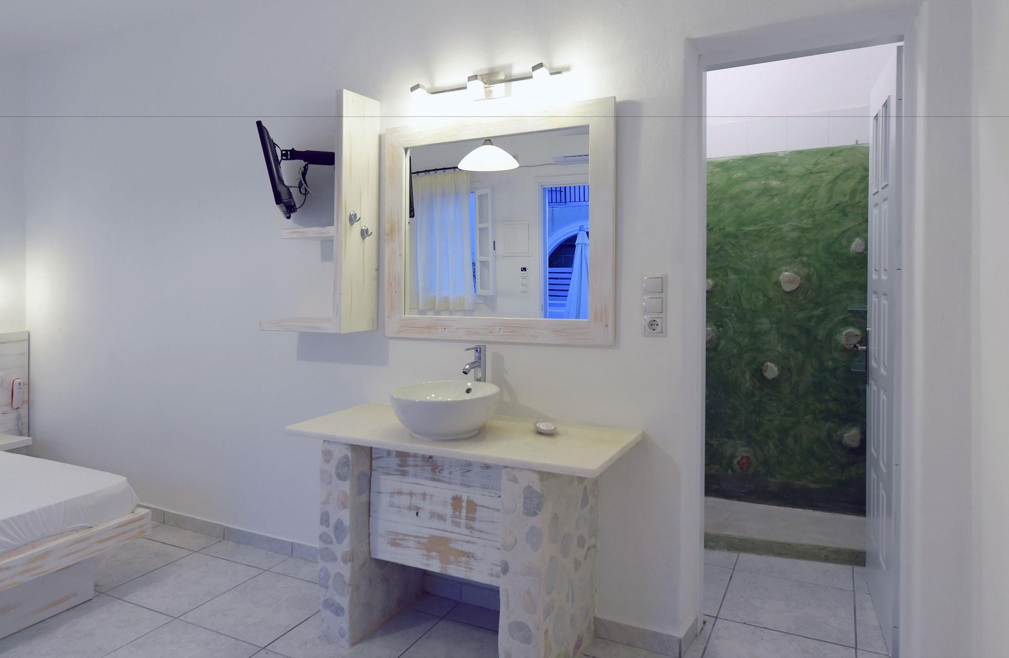 Porto Naoussa (Adults Only) Otel Dış mekan fotoğraf