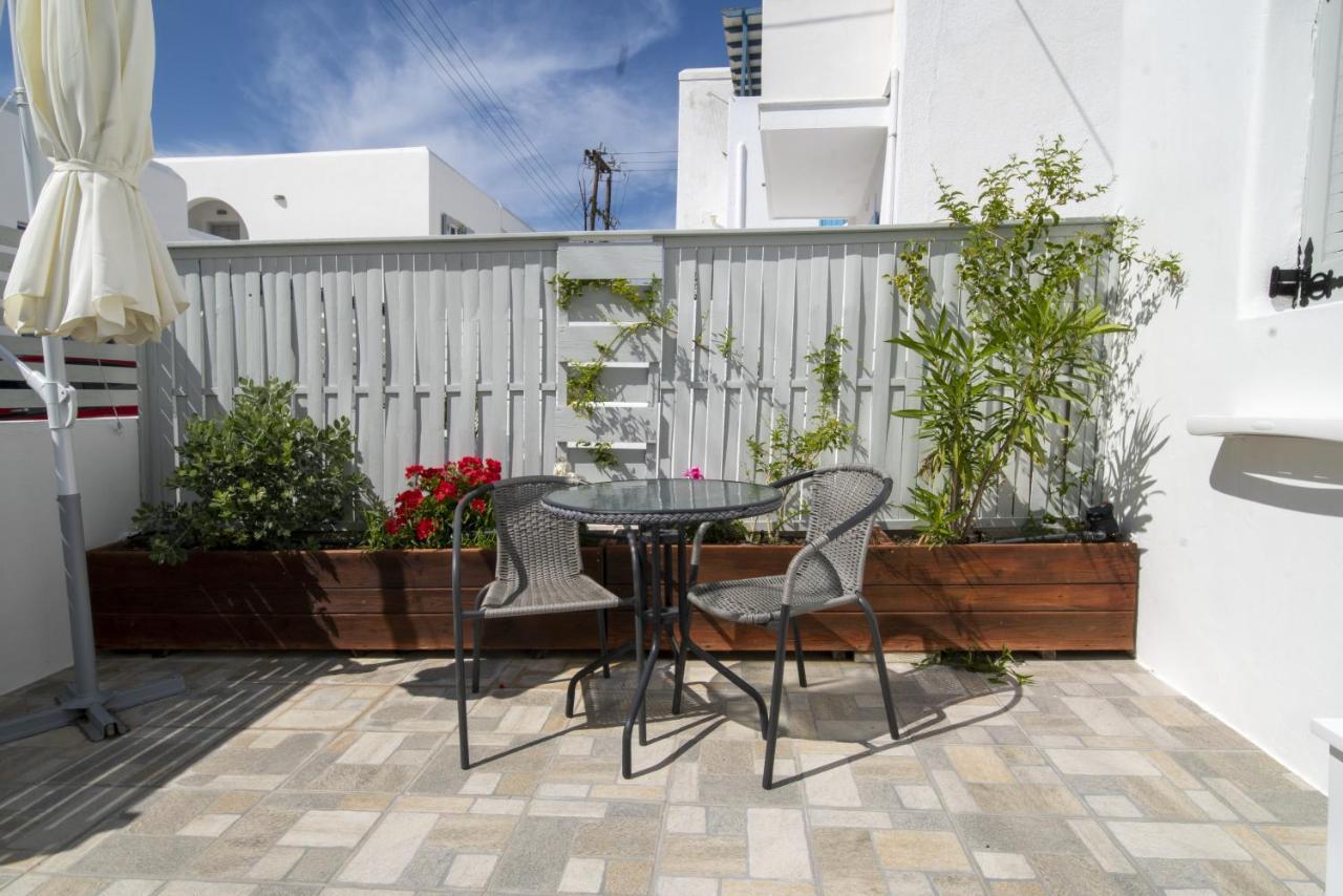 Porto Naoussa (Adults Only) Otel Dış mekan fotoğraf