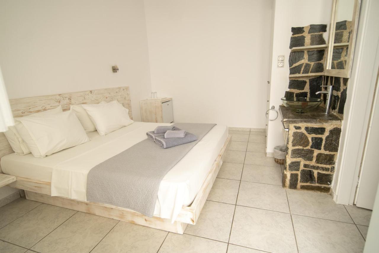 Porto Naoussa (Adults Only) Otel Dış mekan fotoğraf