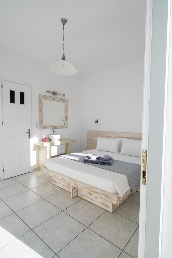 Porto Naoussa (Adults Only) Otel Dış mekan fotoğraf
